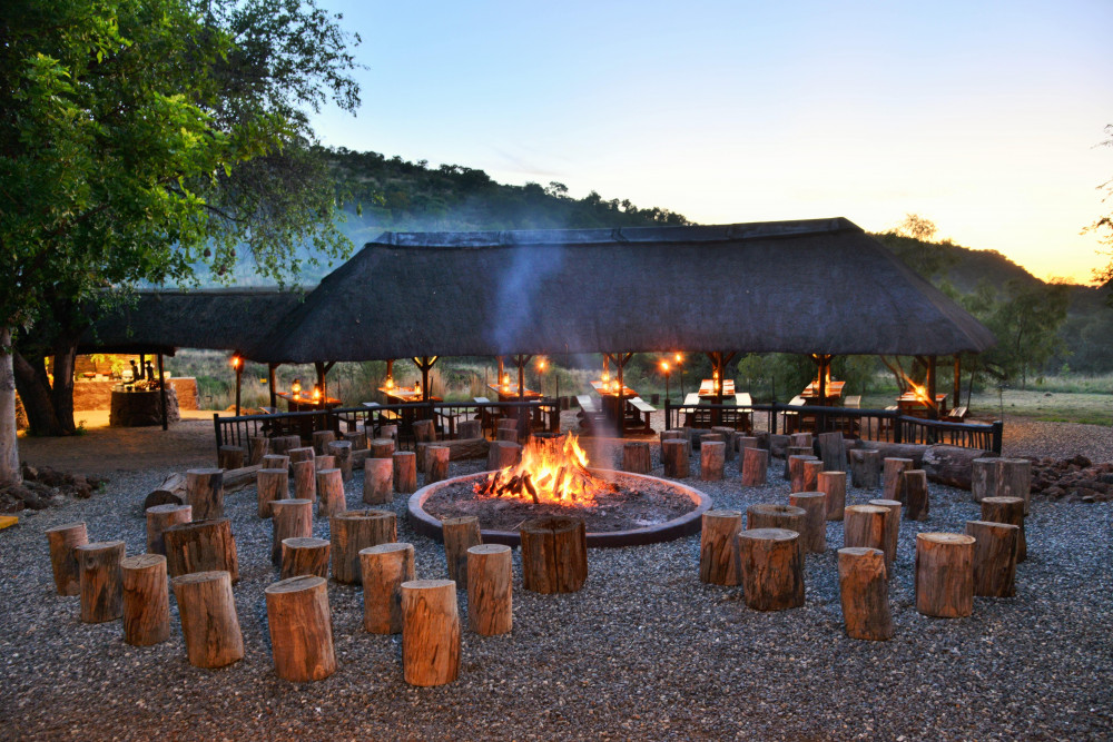Bakubung Bush Lodge boma tables and firepit